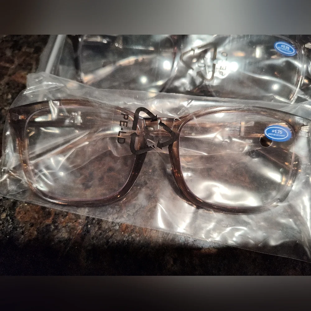 Henotin 1.75 Blue Light Blocking Reading Glasses, Spring Hinge - Picture 5 of 7